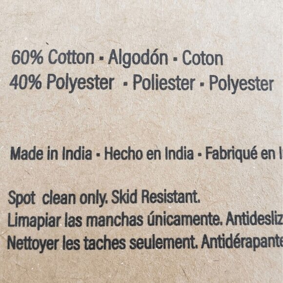 Dog Pet Feeding Mat 13x19" Gray White Non Slip Cotton Food Water Bowl Placemat - Picture 6 of 7